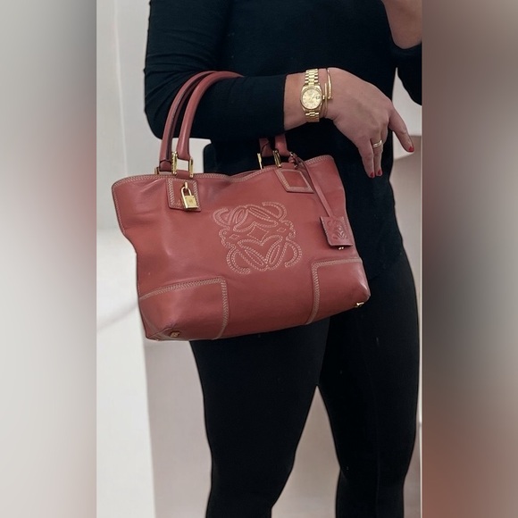 Loewe Lambskin Anagram Bag - Picture 12 of 12